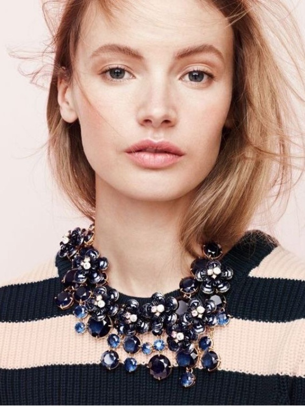 J.Crew Midnight Floral Navy Necklace - NWT - Picture 2 of 6